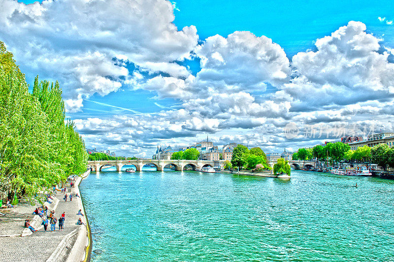 法国巴黎的新桥