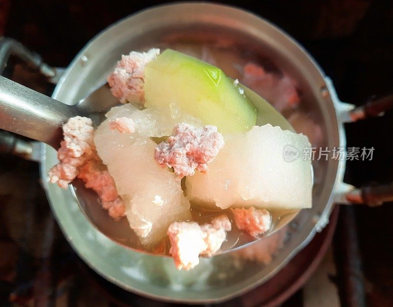 煮冬瓜肉末汤-食物准备。