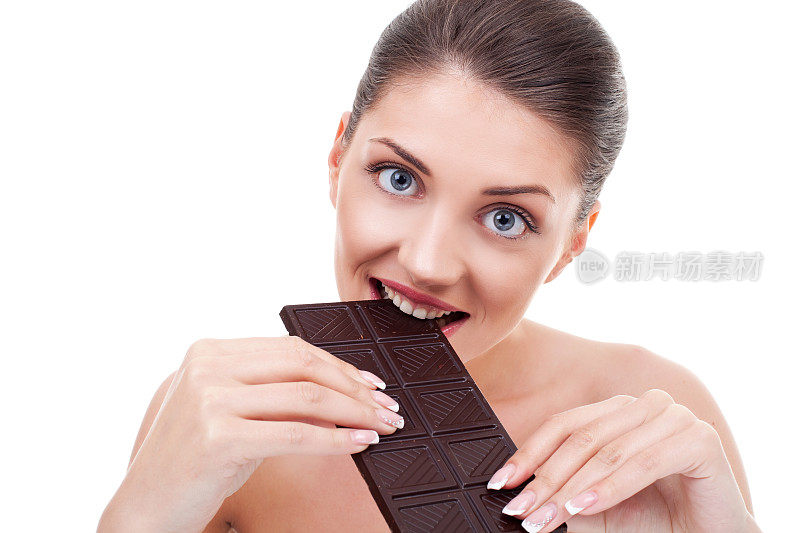 女人，咬着巧克力棒
