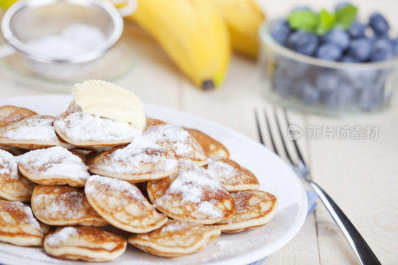 荷兰食物:“Poffertjes”或小煎饼