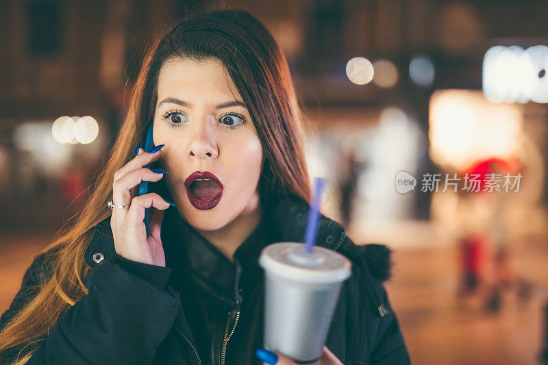 女人听到令人震惊的消息