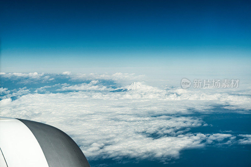 富士山的晴空景观