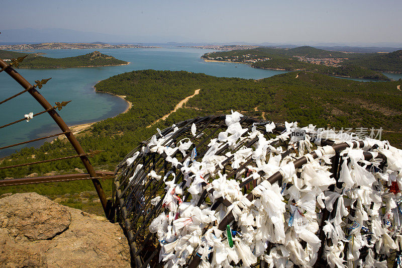 陆地:AYVALIK，塞巴隆