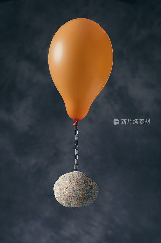 气球飞的石头