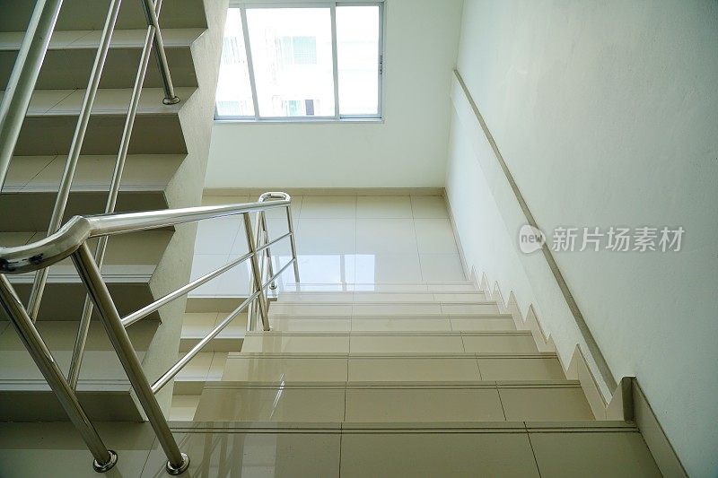 公寓楼楼梯