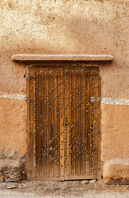 摩洛哥瓦尔扎扎特的一扇门。