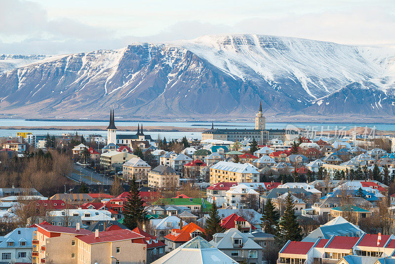 雷克雅未克:冰岛首都。