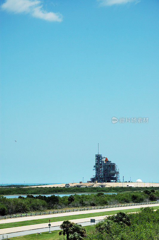 佛罗里达州卡纳维拉尔角发射台上的亚特兰蒂斯号航天飞机