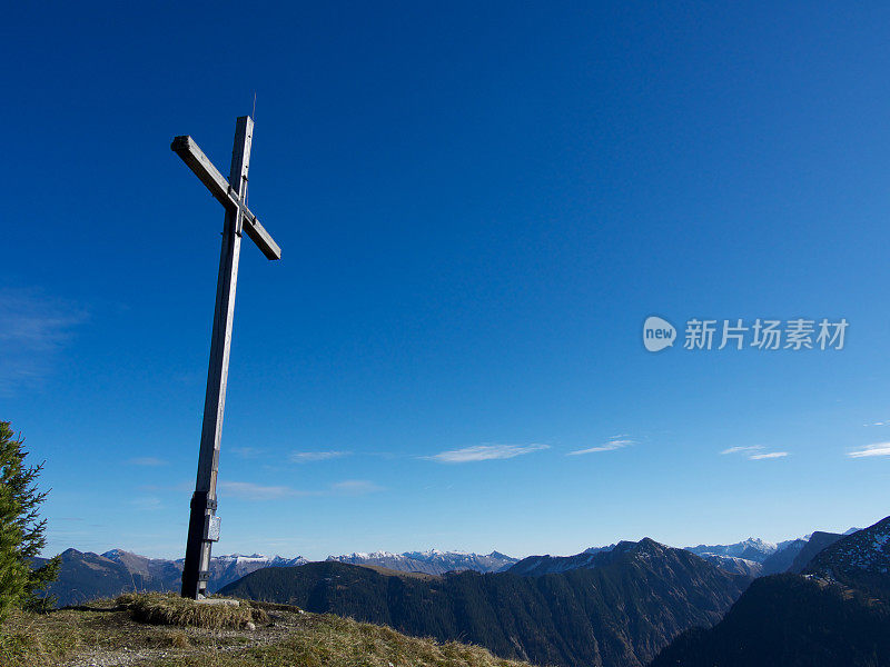 阿尔卑斯山的山顶