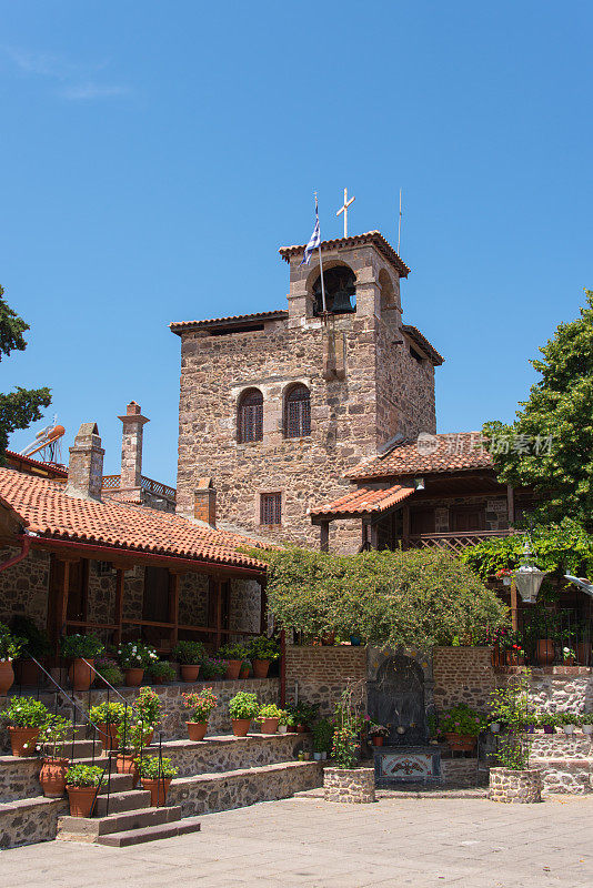 Mantamados的Taxiarchis修道院
