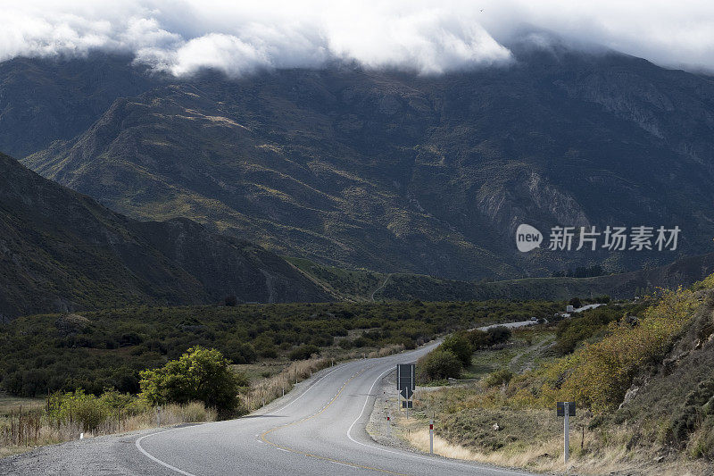 在新西兰的公路旅行