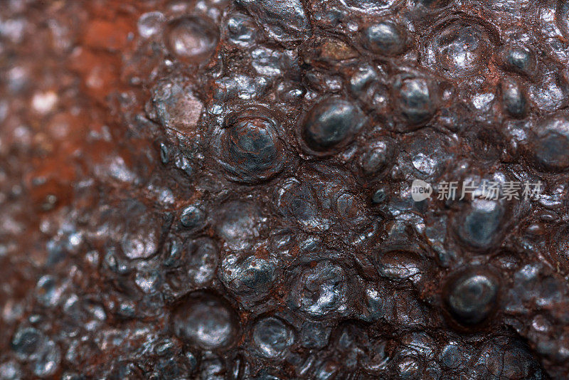 用光学显微镜工作室拍摄鲕状赤铁矿矿物样品