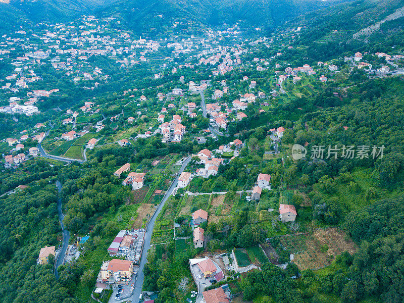 意大利阿马尔菲村，日出