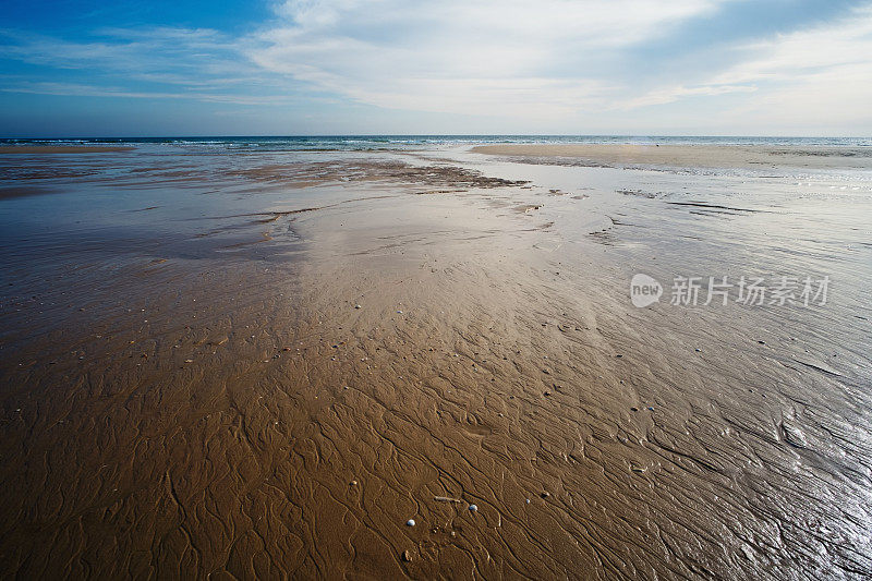 海滩日落时