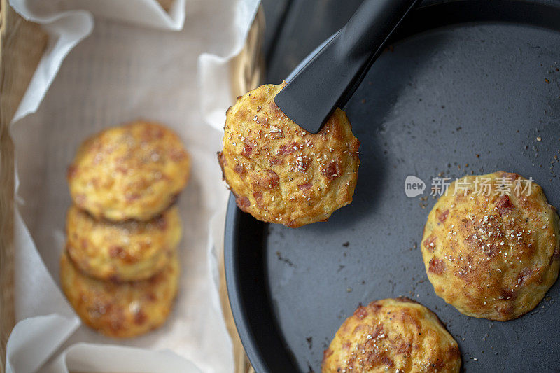 自制烤点心:山药火腿饼