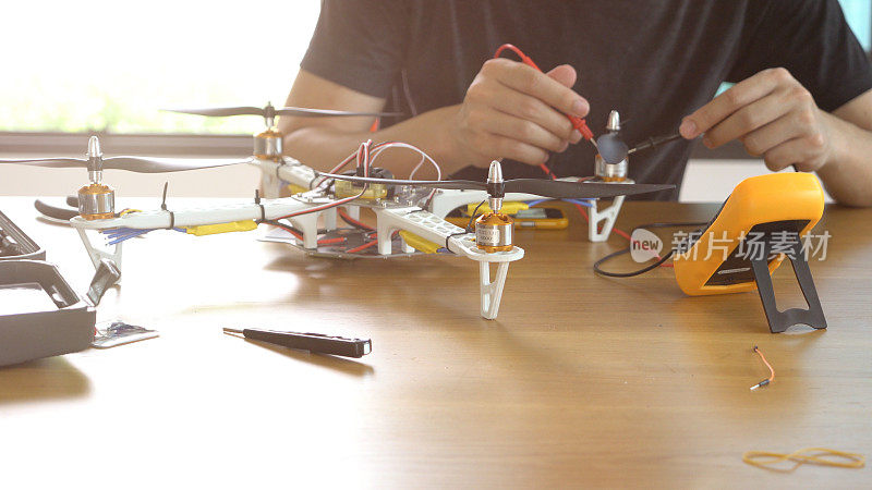 人类正在制造DIY无人机