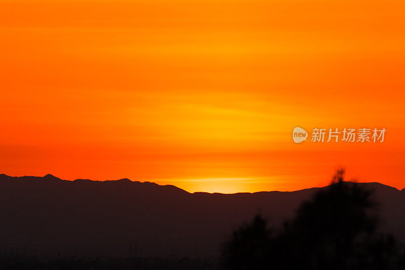 山上的日落风景