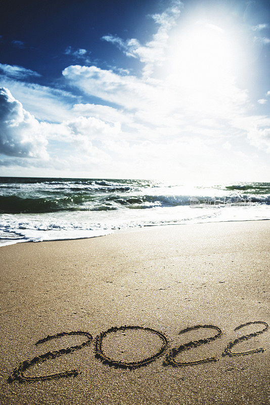 2022年在沙滩上过新年