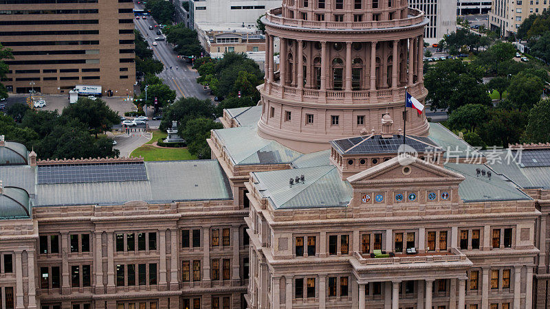 无人机俯瞰德克萨斯州国会大厦