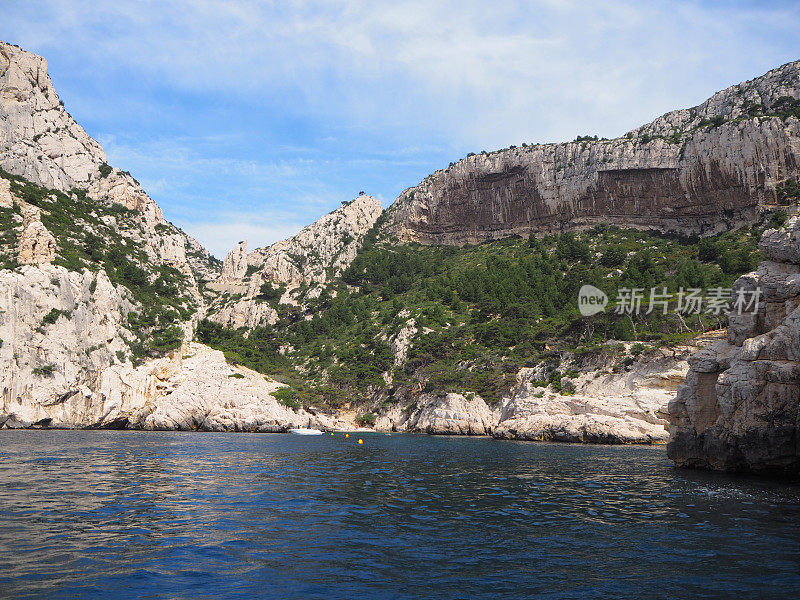 法国南部马赛和卡西斯之间的法国Calenques风景。