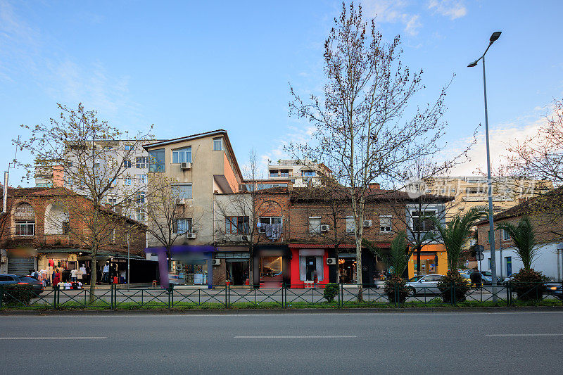 阿尔巴尼亚地拉那的街头生活