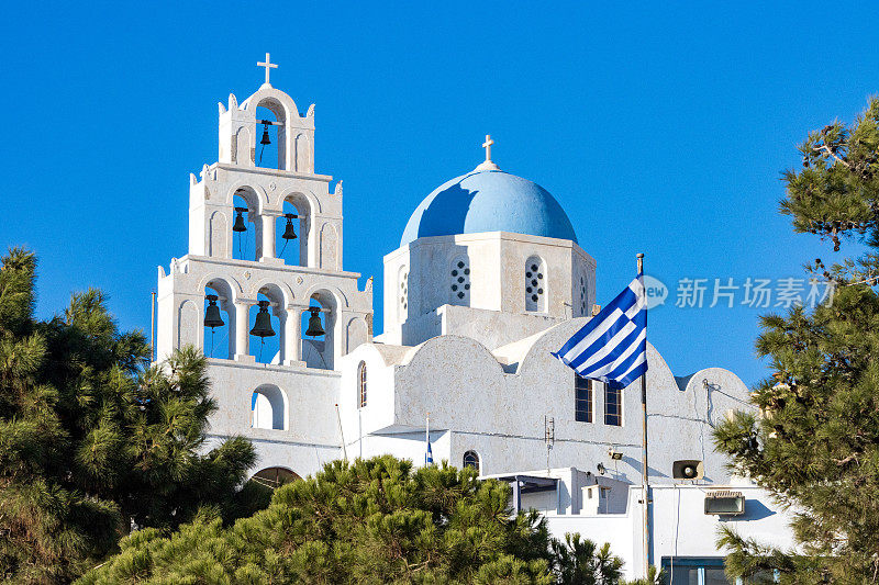 希腊圣托里尼岛上的皮尔戈斯卡利斯的圣(阿吉亚)西奥多西亚教堂