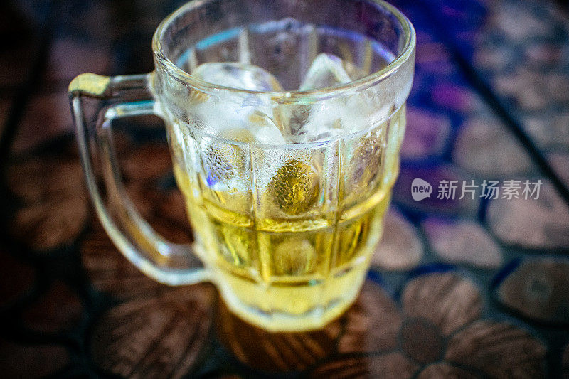 清凉的自制啤酒