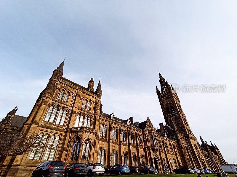 历史悠久的格拉斯哥大学建筑和塔在格拉斯哥苏格兰英格兰
