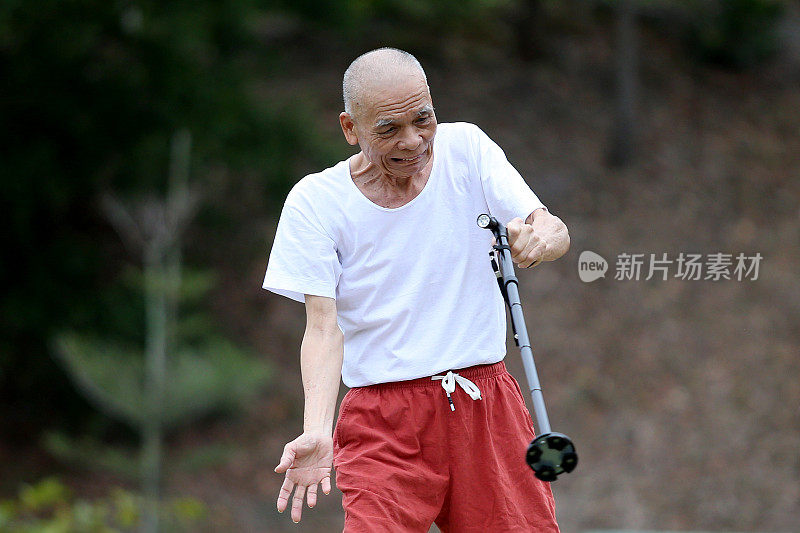 亚洲老年男性生活方式