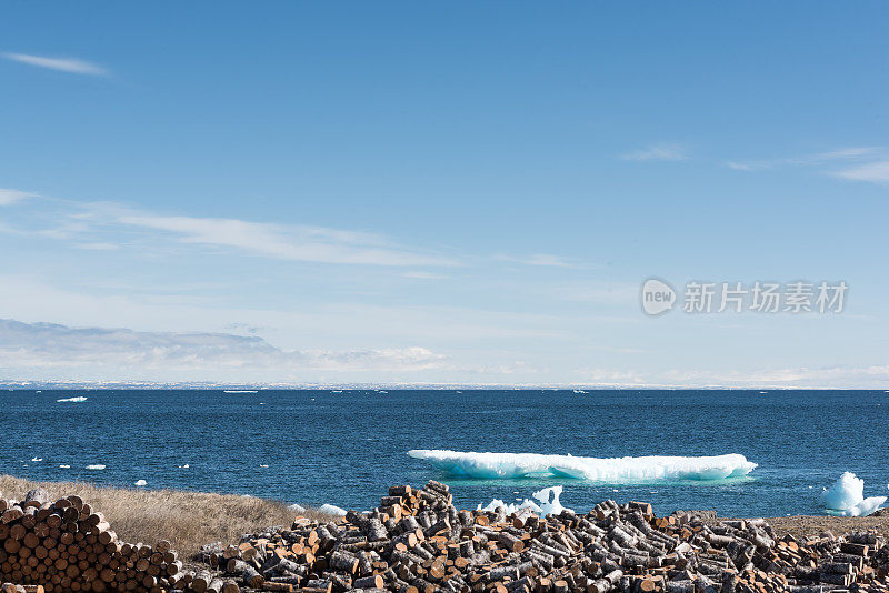 加拿大纽芬兰和拉布拉多省绿岛湾的冰山