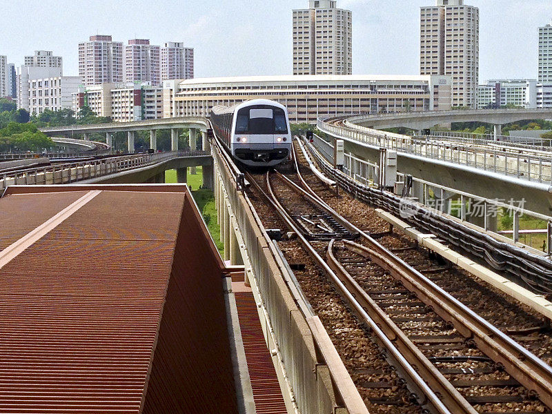 新加坡、通勤列车。