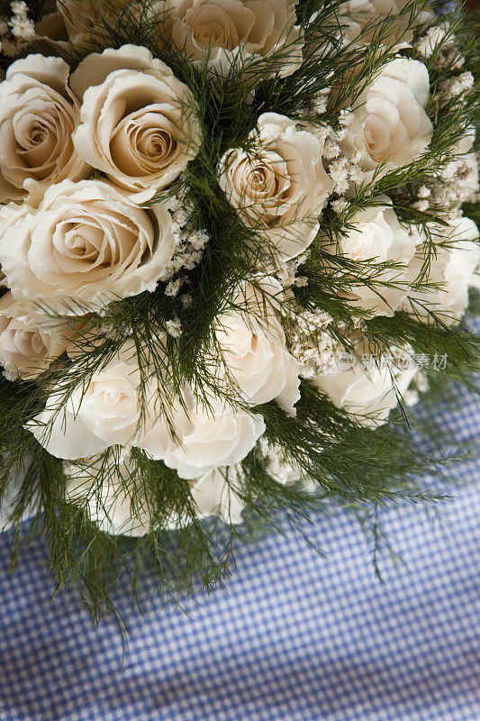 婚礼白色花束