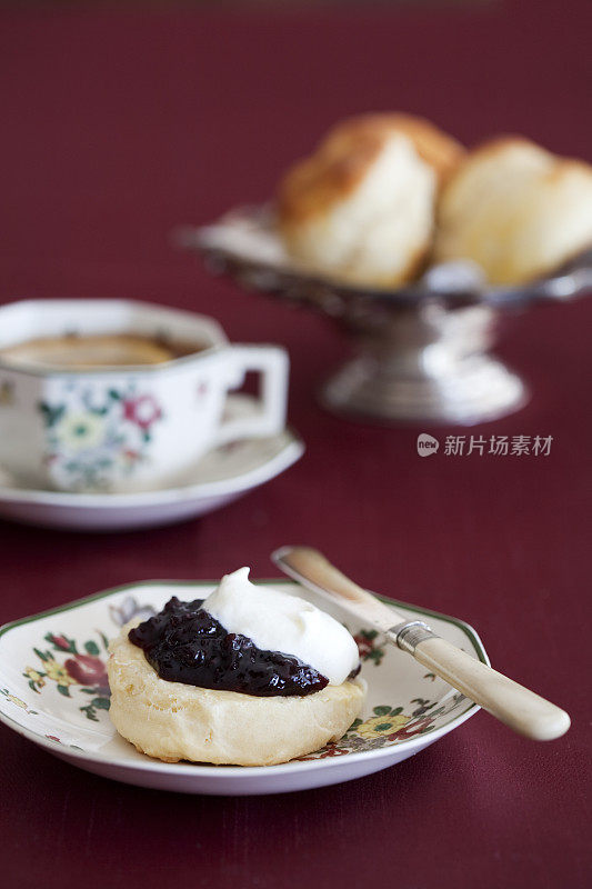 烤饼和茶