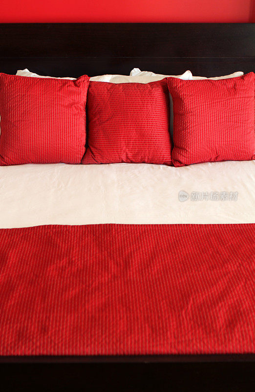 红色的床
