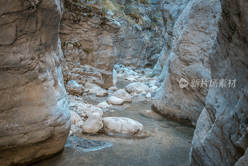 瀑布山峡谷，伊斯帕塔峡谷，亚卡峡谷