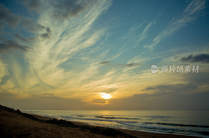 夏威夷考艾岛波利黑尔州立公园日落时的海景