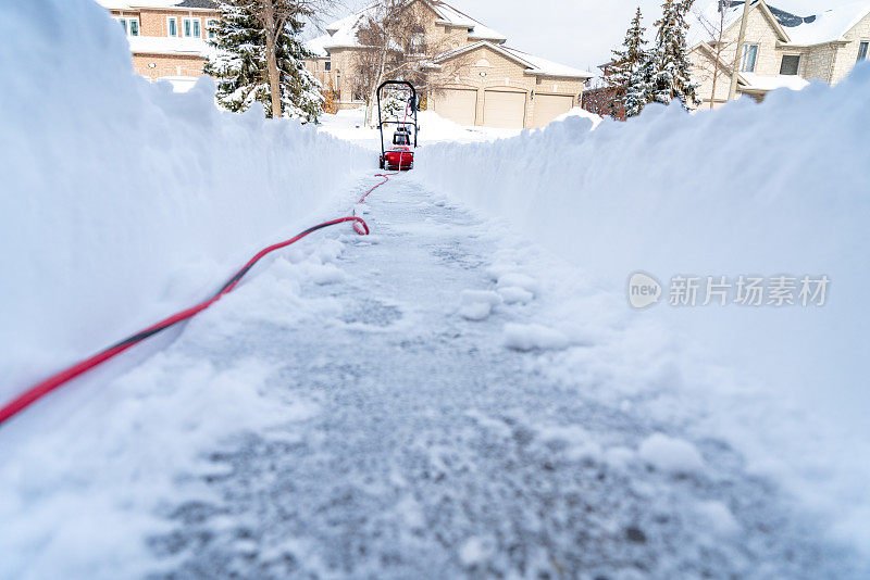 暴风雪在多伦多