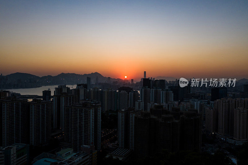 港岛及九龙区由航空邮递