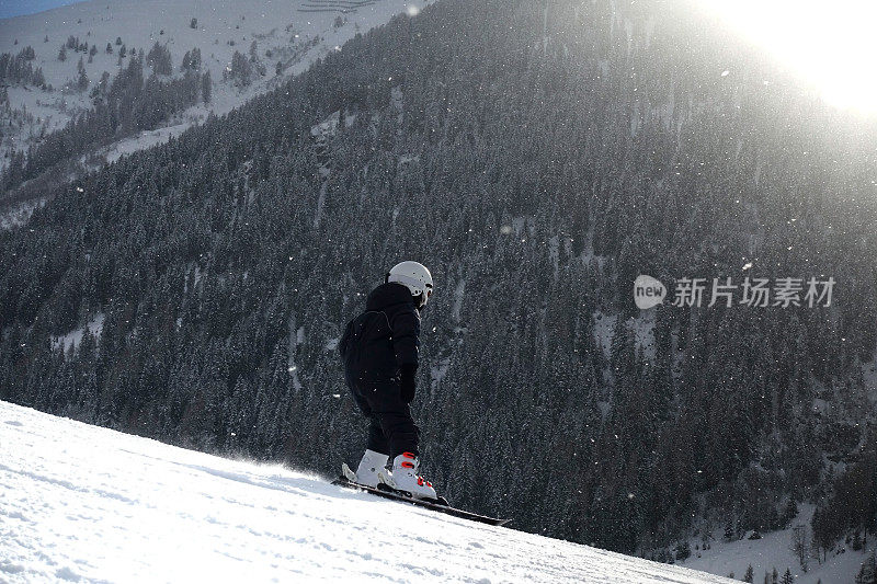 儿童滑雪