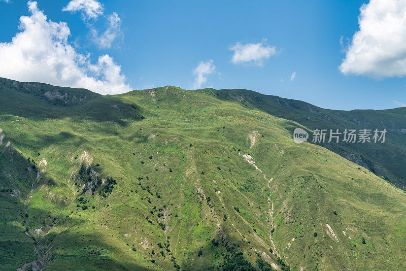 格鲁吉亚卡兹贝吉的高加索山脉