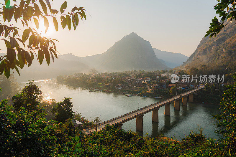 老挝的河流风景