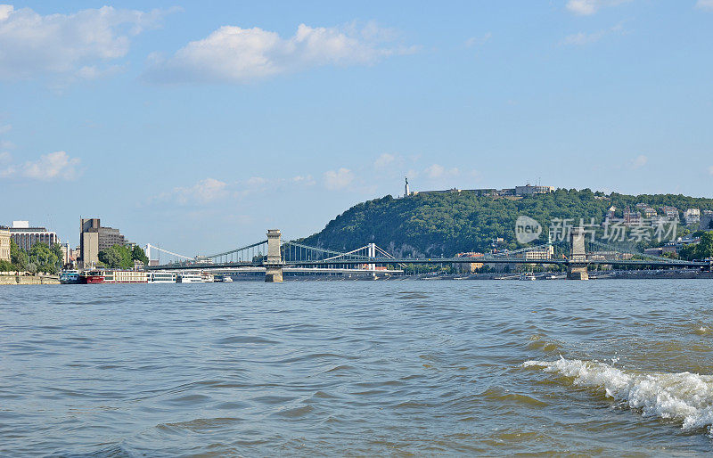 多瑙河、铁链桥和匈牙利布达佩斯的城堡