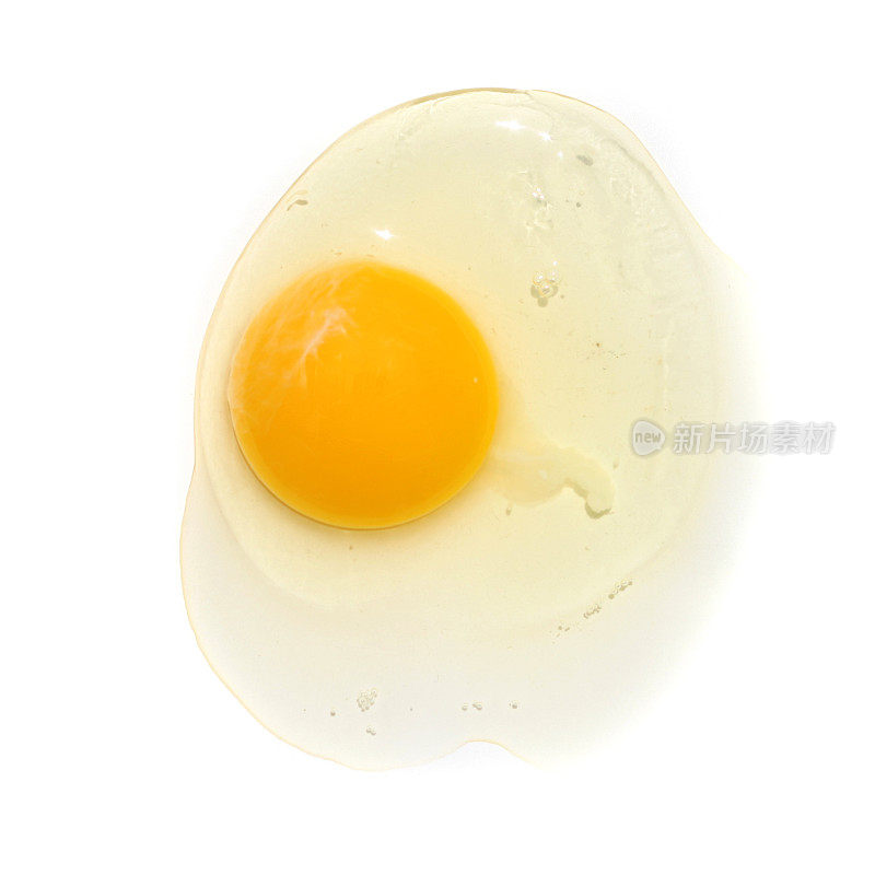 蛋黄完整的生鸡蛋-白色背景