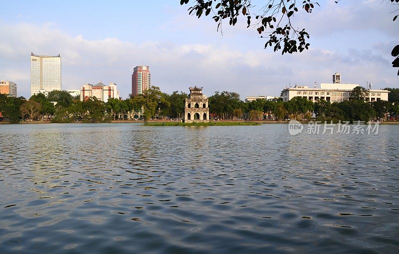 越南河内的还剑湖和海龟塔