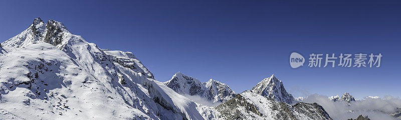 雪山荒野全景，壮观的山峰，喜马拉雅山，尼泊尔