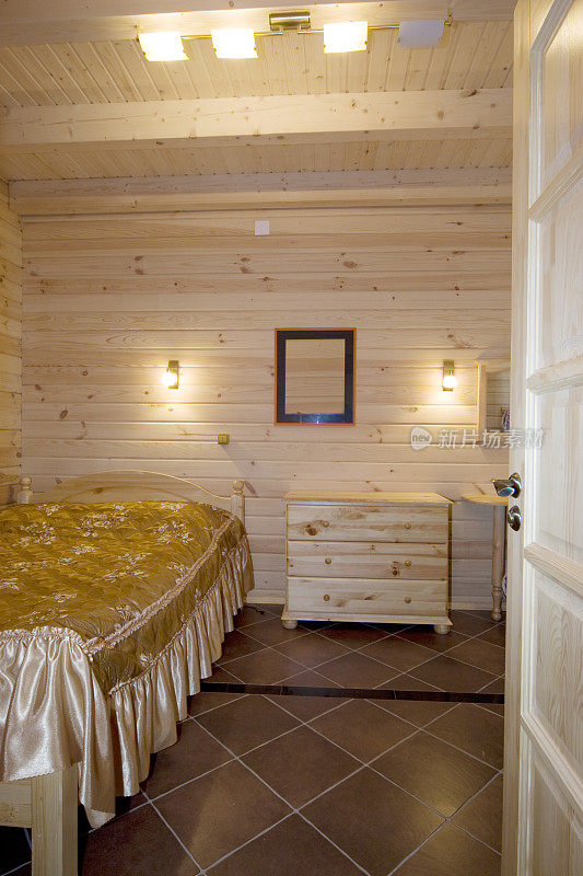 卧室:豪华现代的木屋内饰
