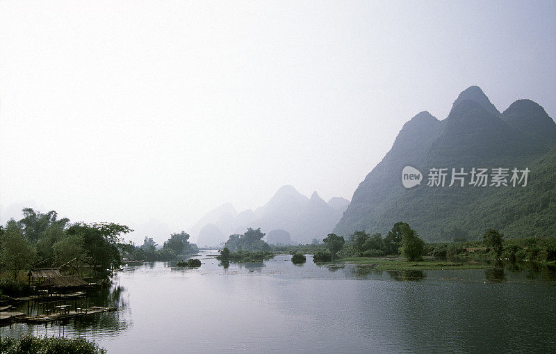 阳朔的迷雾山