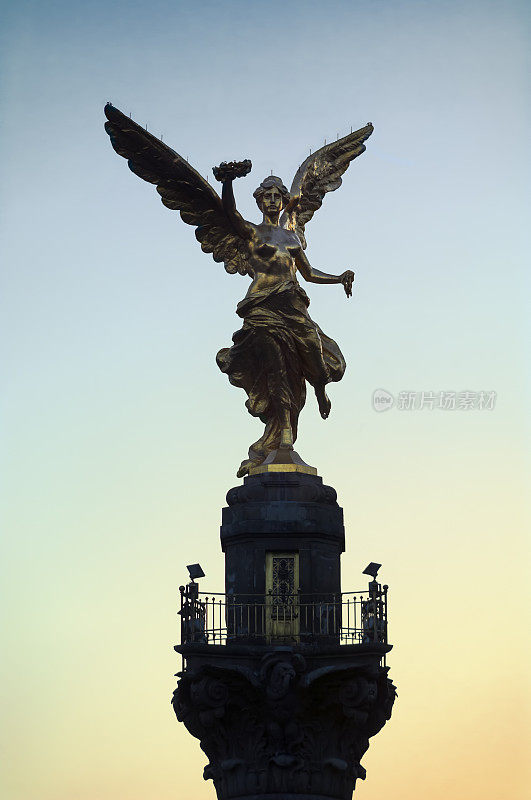墨西哥城的独立天使纪念碑