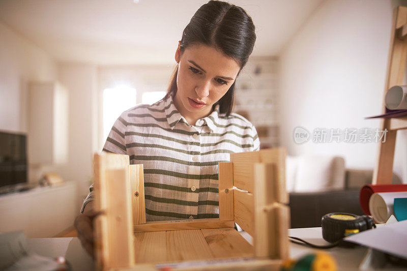 女性的构造函数