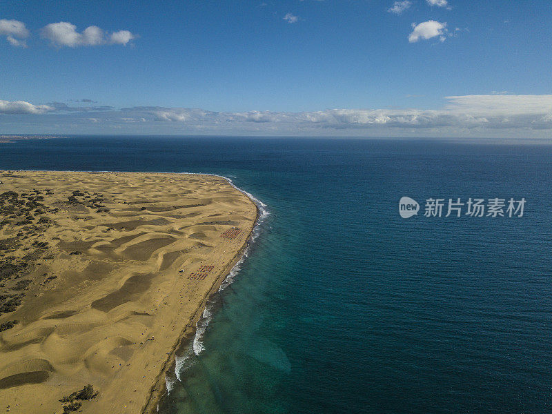 马斯帕洛马斯海滩鸟瞰图，马斯帕洛马斯，大加那利岛，西班牙。